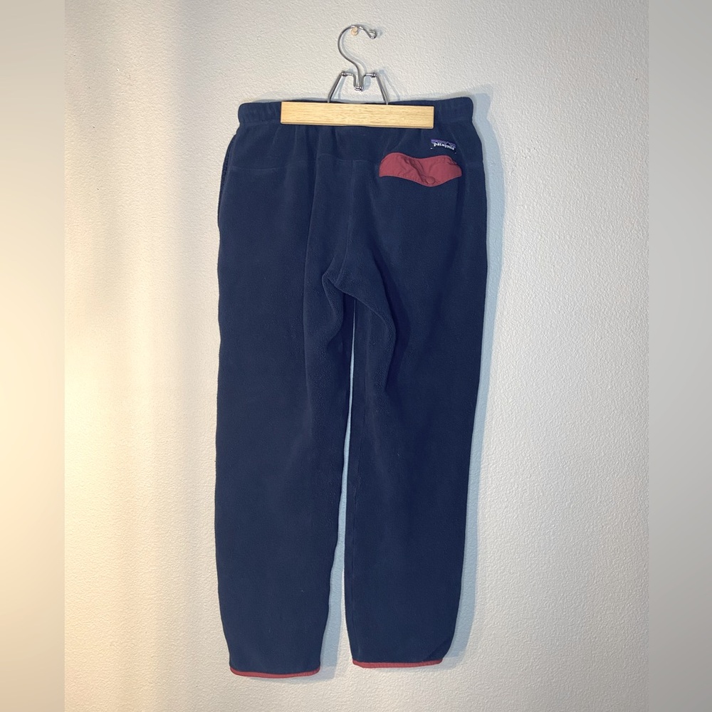 Patagonia Men’s Small Snap T Fleece Pants Navy Blue and Red, camping pants